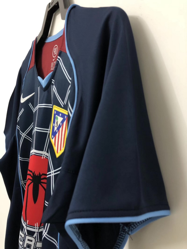 Retro Atletico Madrid Away Jersey 2004/05 - Image 13