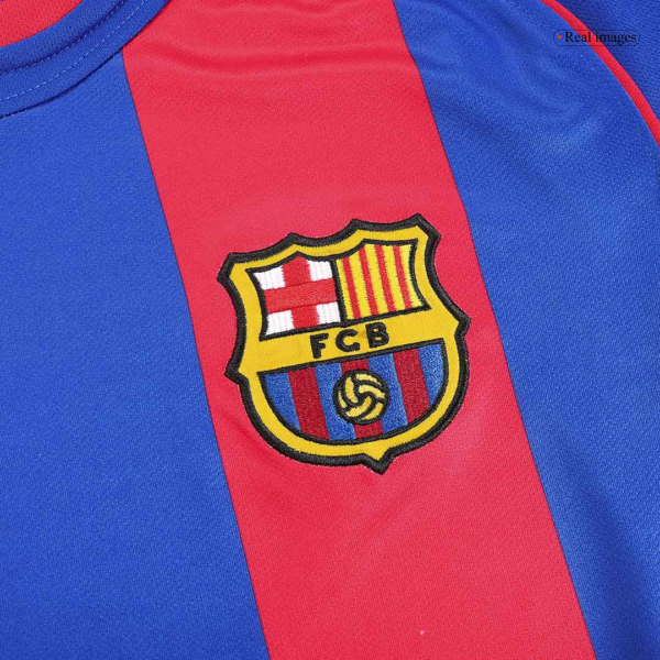 Barcelona Retro Jersey Home 2004/05 - Image 6